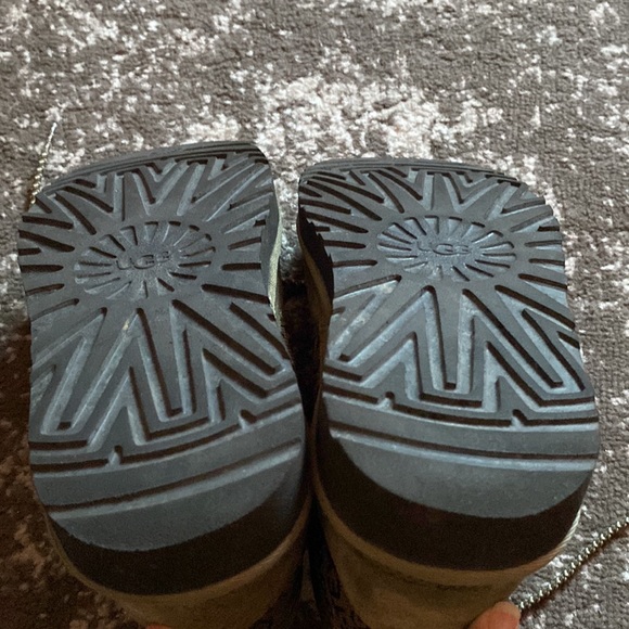 Ugg neumel gore-tex boots 💚 - Picture 8 of 9